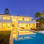 Villa Aurora