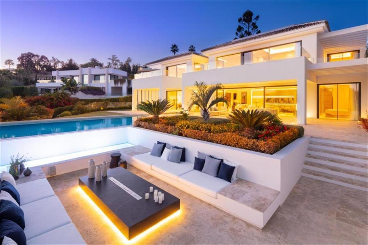 Villa Aurora